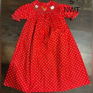 Red Christmas smocked dress size 5 NWT